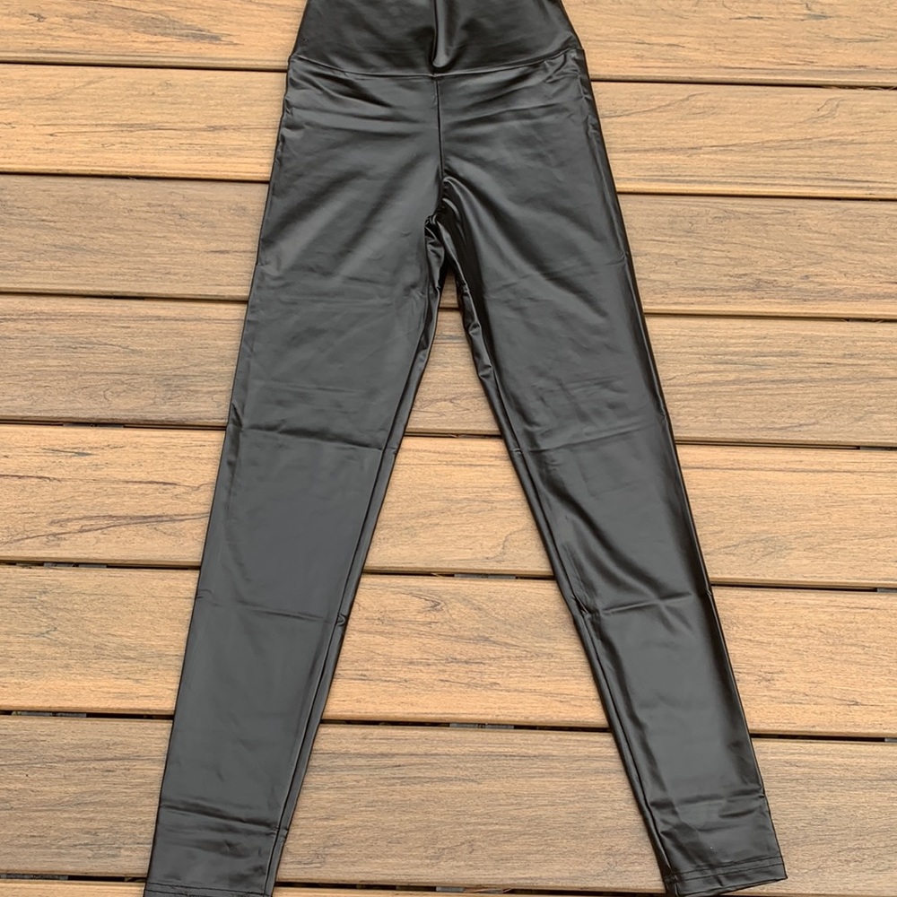 Everbellus Sexy Womens Faux Leather High Waisted Leggings Streetwear Capsule - Picture 4 of 8
